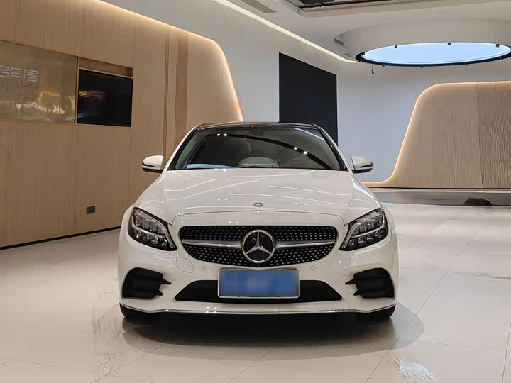 Фото 2 - Mercedes-Benz C-Class