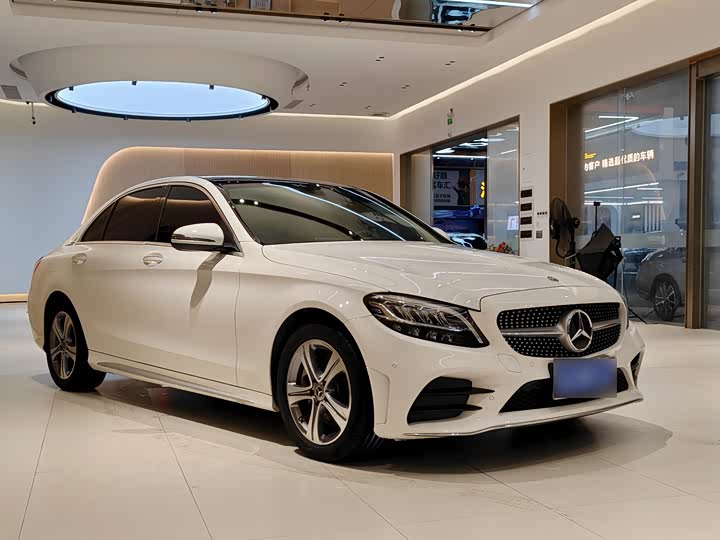 Фото 3 - Mercedes-Benz C-Class