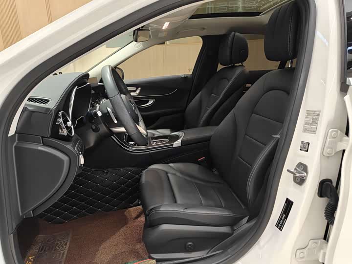 Фото 5 - Mercedes-Benz C-Class