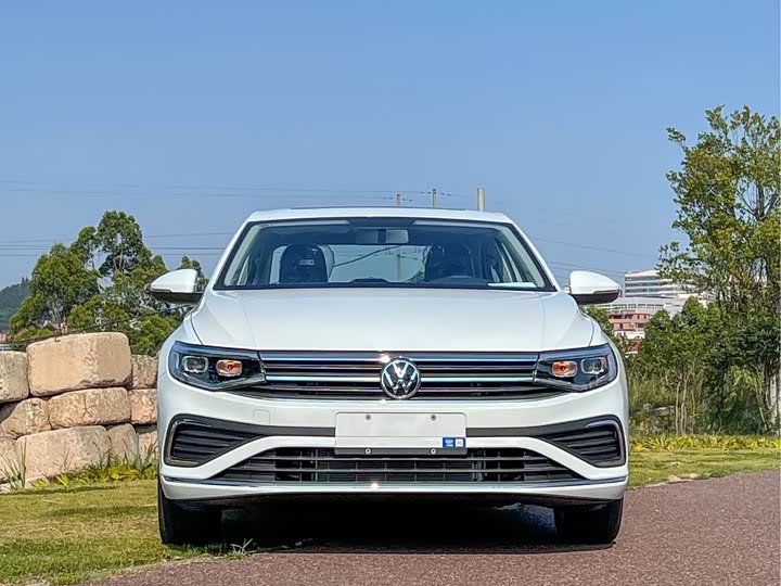 Volkswagen Bora 2025 2025款 200TSI DSG悦行导航版