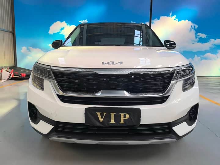 Фото 2 - Kia KX3