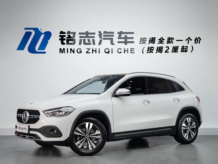 Фото 2 - Mercedes-Benz GLA-Class