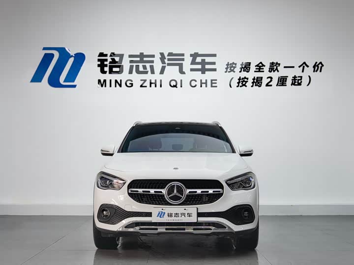 Фото 6 - Mercedes-Benz GLA-Class