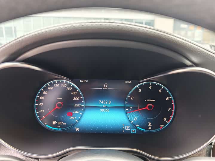 Zdjęcie 7 - Mercedes-Benz GLC-Class