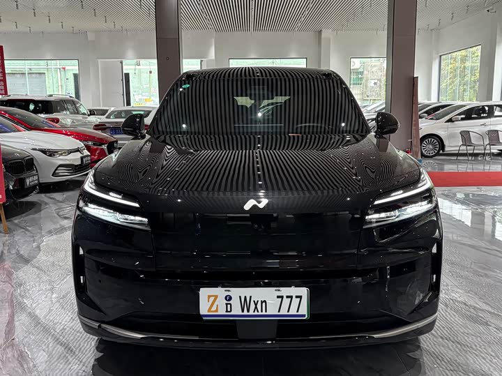 Фото 2 - Nio Onvo L90