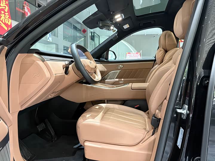 Фото 4 - Nio Onvo L90