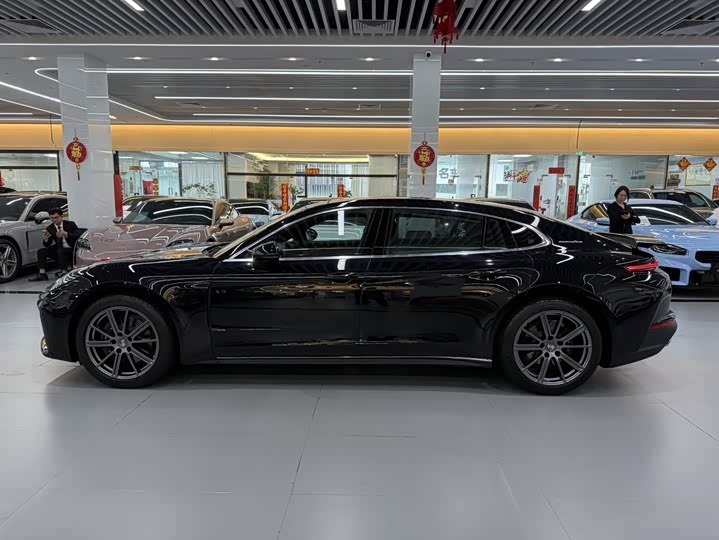 Porsche Panamera 2026 2026款 Panamera 4 行政加长版 2.9T