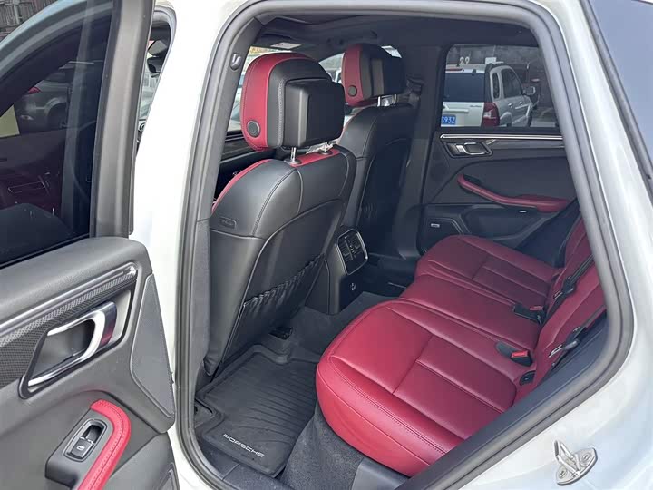 Фото 5 - Porsche Macan
