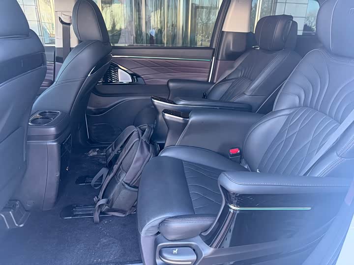 Фото 8 - GAC Trumpchi M8