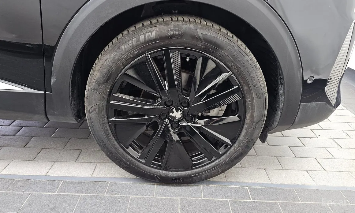 Фото 5 - Peugeot 5008