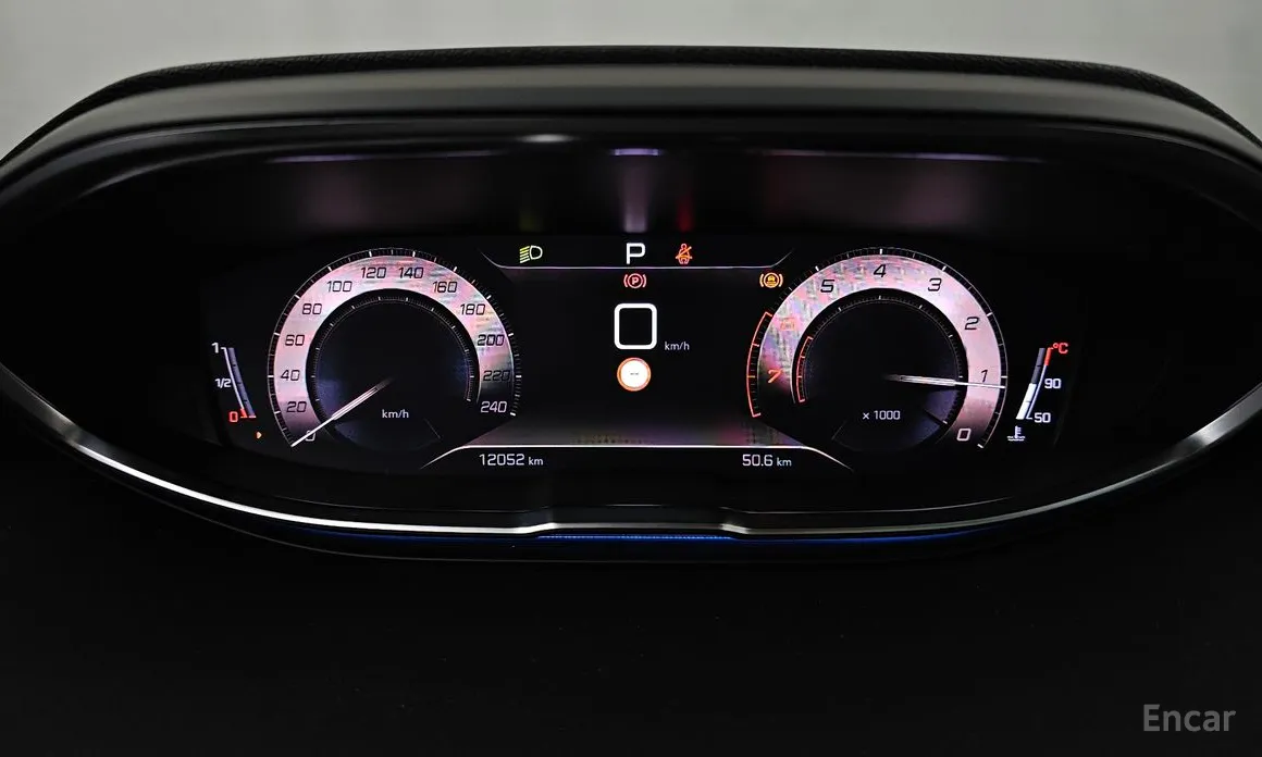 Фото 8 - Peugeot 5008