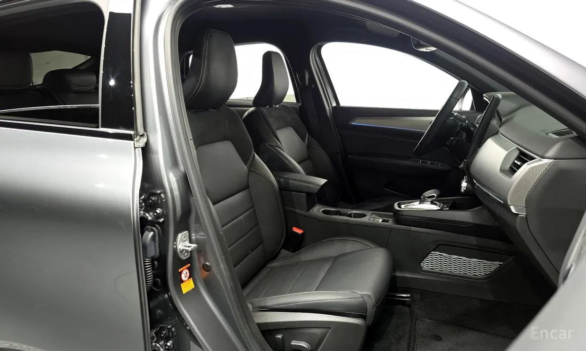 Renault Arkana 2024 1.6 E-TECH Iconic Design Package