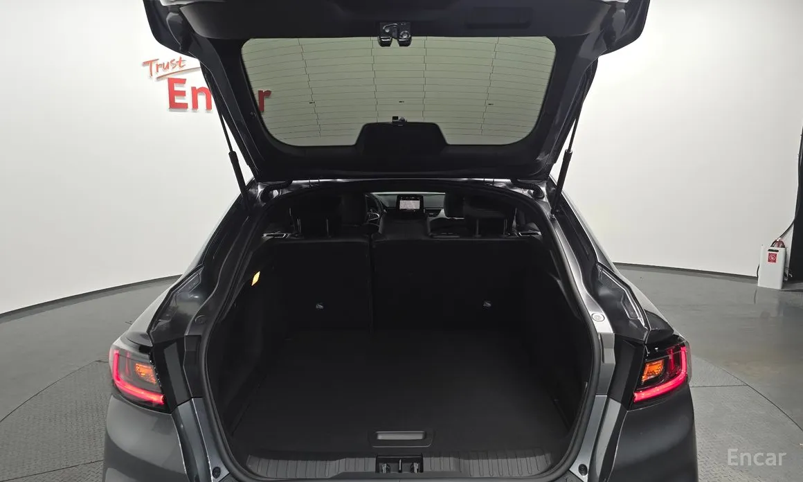 Renault Arkana 2024 1.6 E-TECH Iconic Design Package