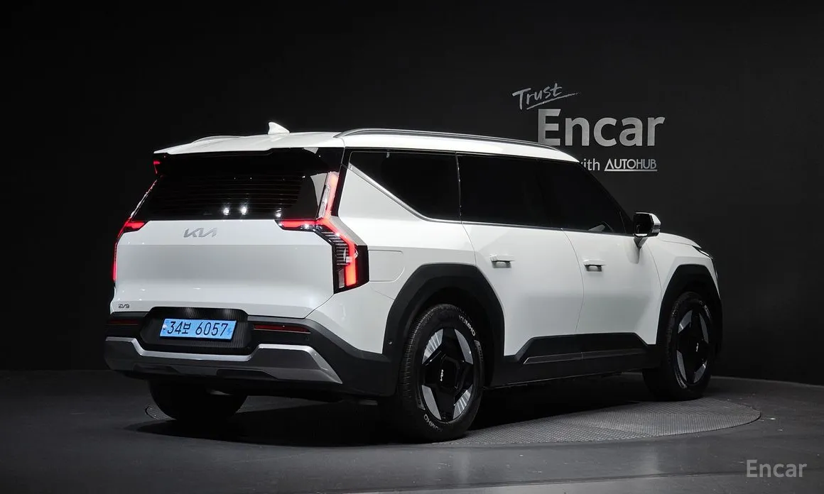 Kia EV9 2023 Long Range 2WD