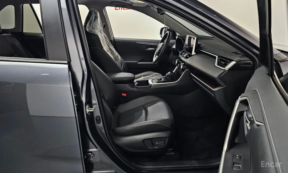 Toyota RAV4 2019 2,5 4WD Hybrid LTD