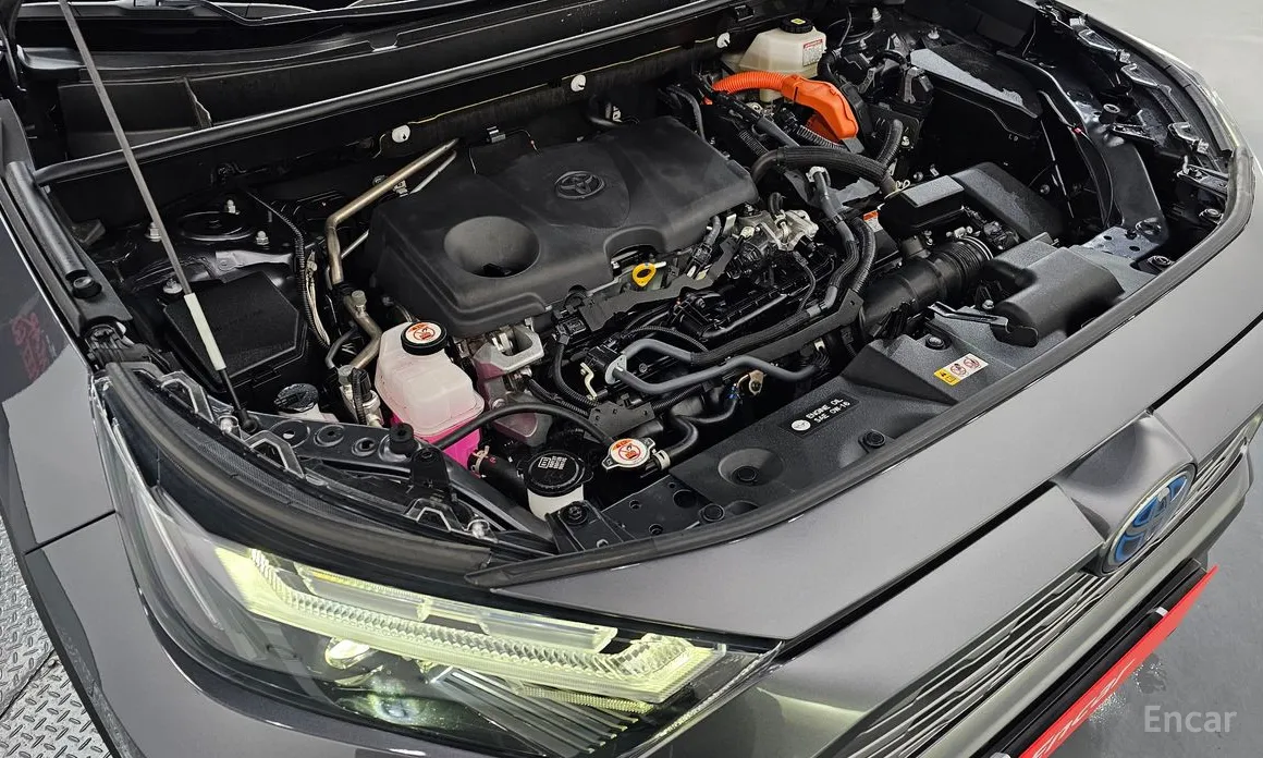 Toyota RAV4 2019 2,5 4WD Hybrid LTD