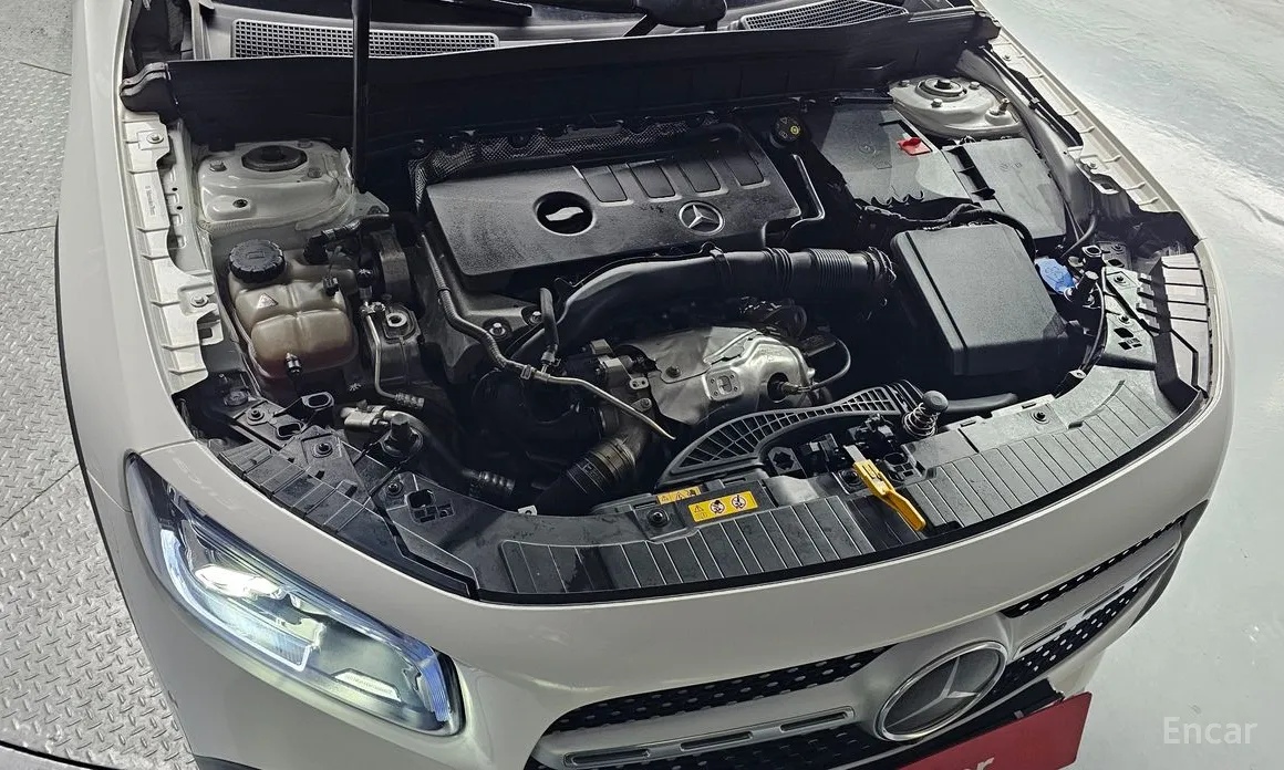 Mercedes-Benz GLB-Class 2020 GLB250 4MATIC