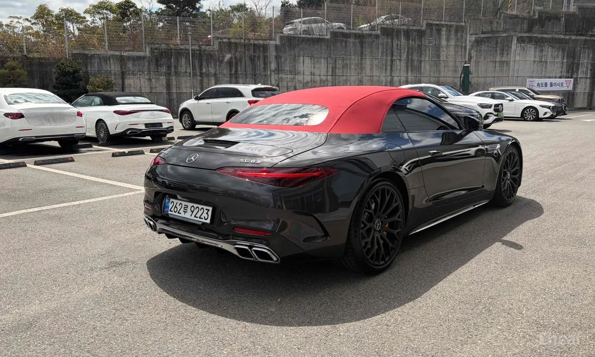 Mercedes-Benz SL-Class 2023 AMG SL63 4MATIC+ Manufaktur