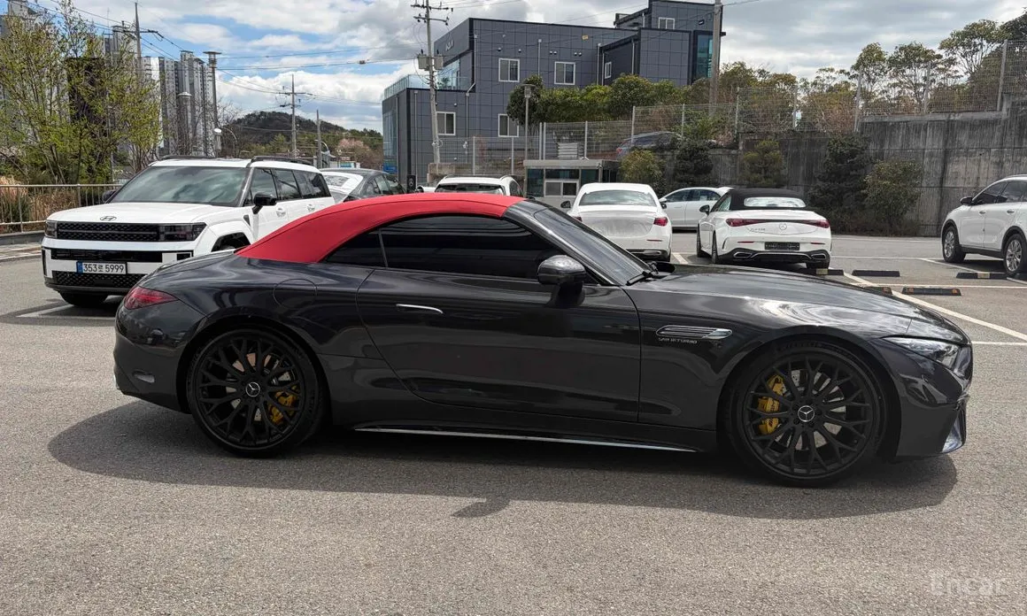 Mercedes-Benz SL-Class 2023 AMG SL63 4MATIC+ Manufaktur