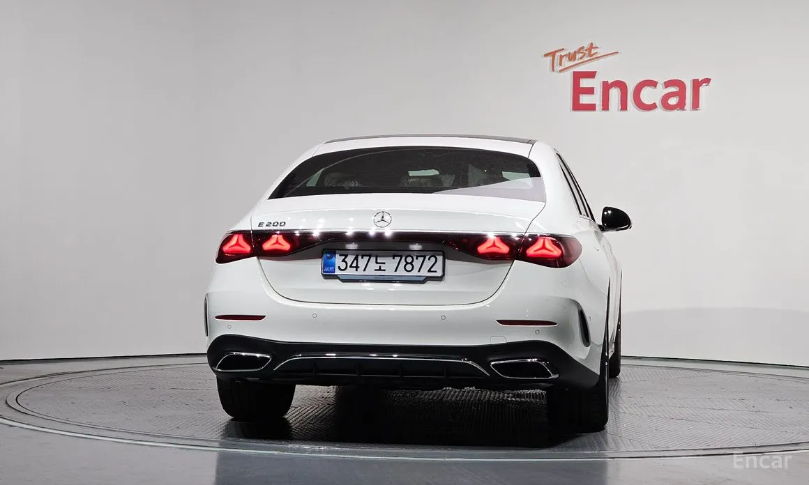 Mercedes-Benz E-Class 2024 E200 AMG Line