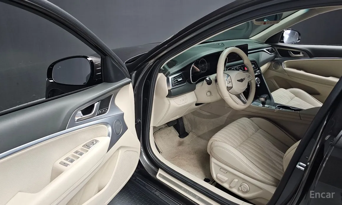 Genesis G70 2020 Gasoline 2.0T 2WD