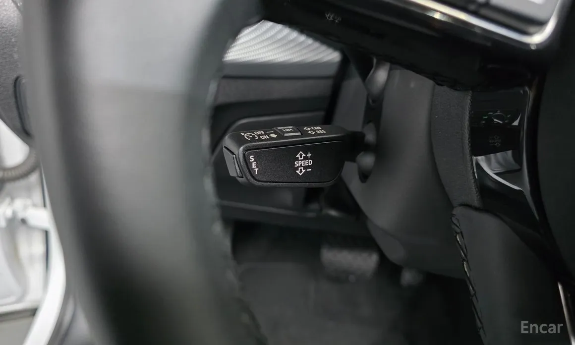 Audi Q2 2017 35 TDI Premium