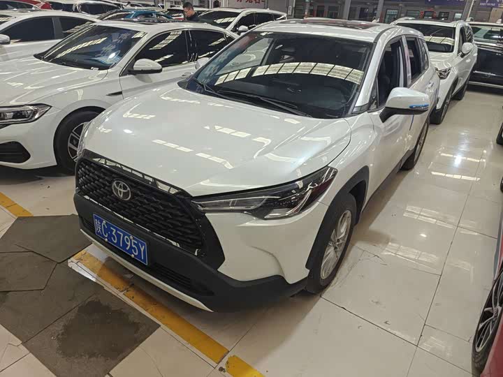 Фото 1 - Toyota Corolla Cross
