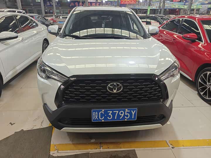 Фото 2 - Toyota Corolla Cross