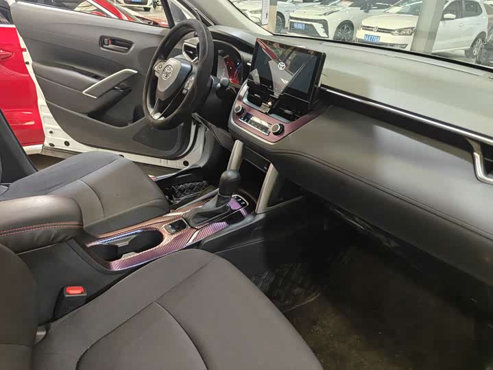 Фото 7 - Toyota Corolla Cross
