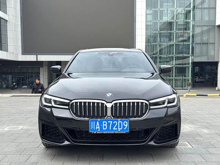 Zdjęcie 2 - BMW 5 Series