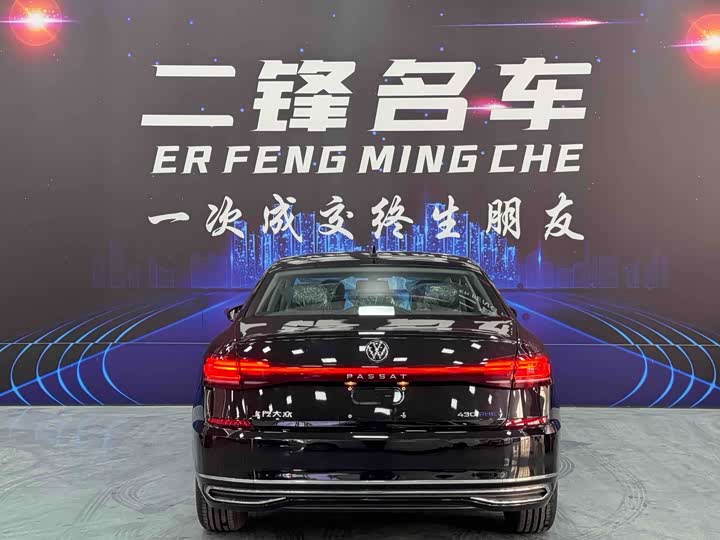 2025 Volkswagen Passat Hybrid