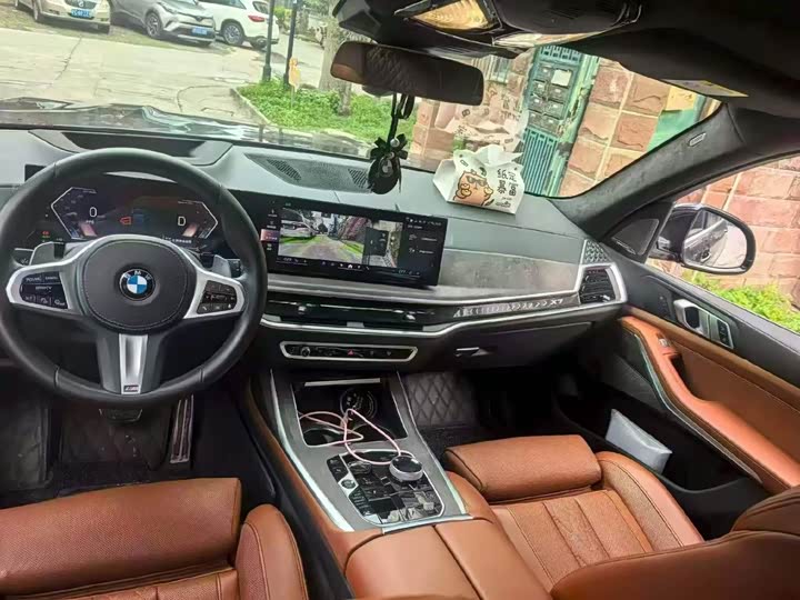 BMW X7 2024 2024款 xDrive40i 尊享型M运动套装