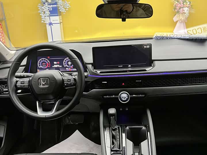 Фото 5 - Honda Accord
