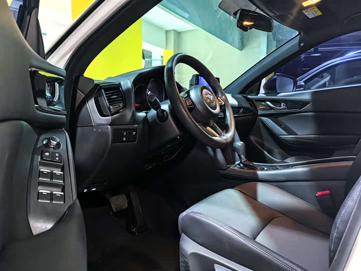 Mazda CX-4 2021 2021款 2.0L 自动两驱蓝天活力版