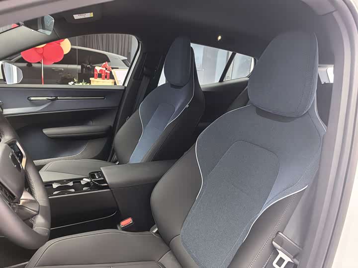 Volvo EX30 2025 2025款 后驱Core