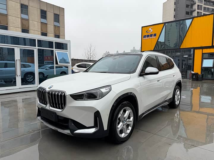 Фото 1 - BMW X1