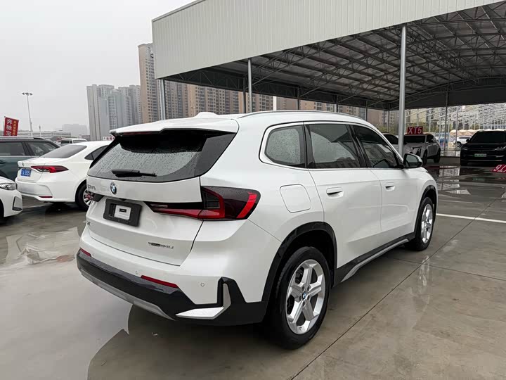 Фото 4 - BMW X1
