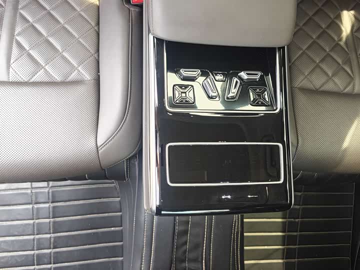 Audi A8 2021 2021款 A8L 50 TFSI quattro 舒适型
