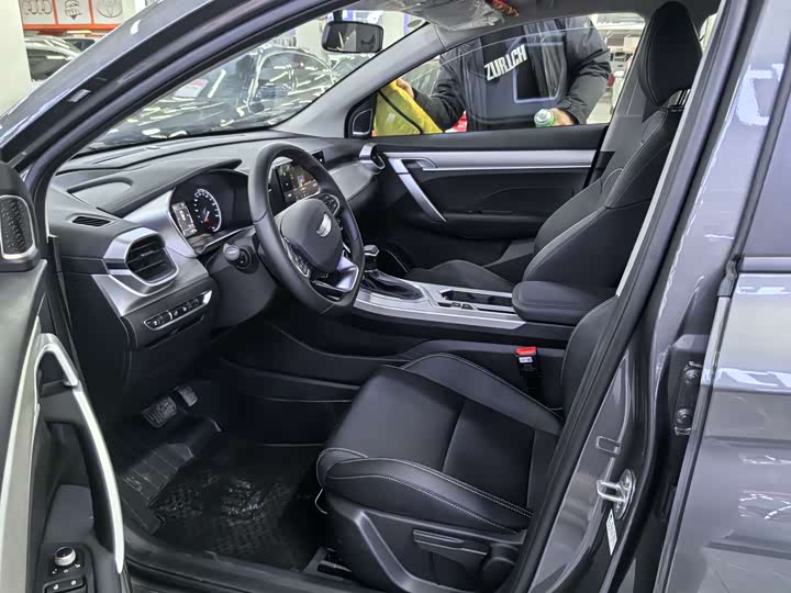 Geely Coolray 2025 2025款 1.5L CVT 超能
