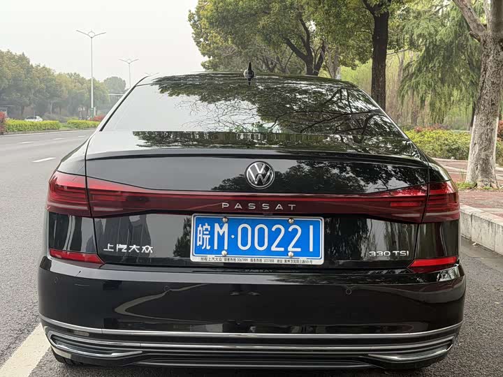 Фото 4 - Volkswagen Passat