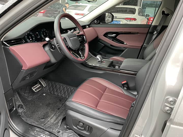 Land Rover Range Rover Evoque L 2024 2024款 揽胜极光L SE 驭光尊耀版