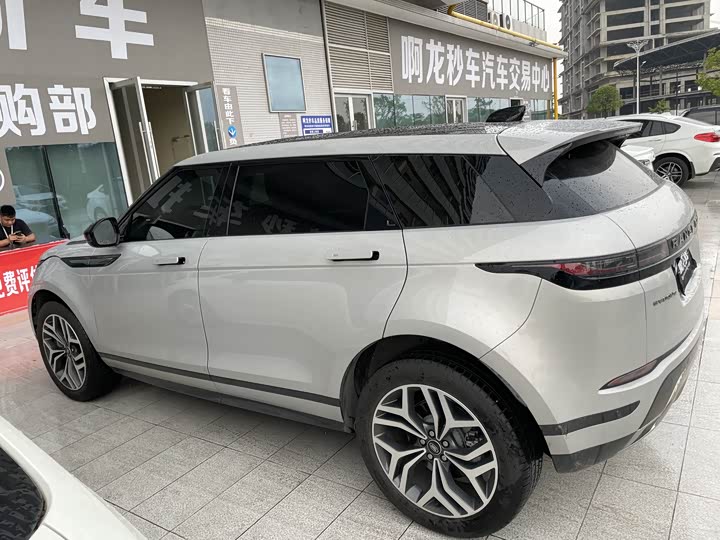 Land Rover Range Rover Evoque L 2024 2024款 揽胜极光L SE 驭光尊耀版