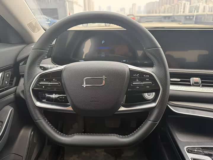 Bestune B70 2025 2025款 龙耀版 1.5T 质享型