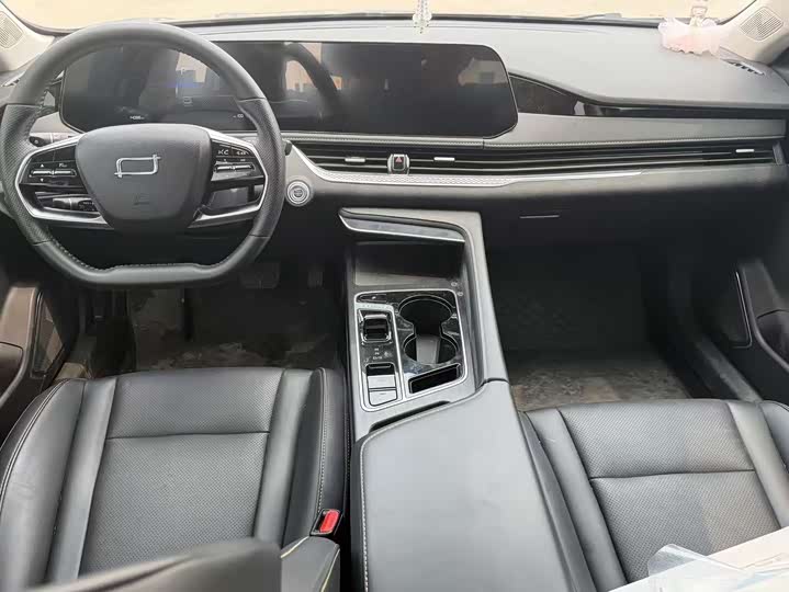 Bestune B70 2025 2025款 龙耀版 1.5T 质享型