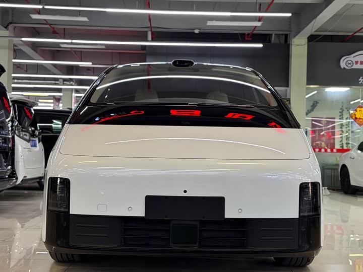 2025 LiXiang Mega