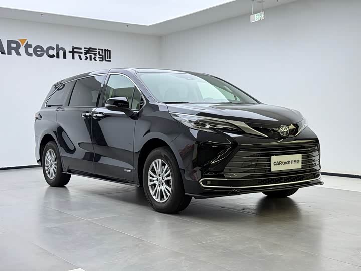 Фото 6 - Toyota Sienna