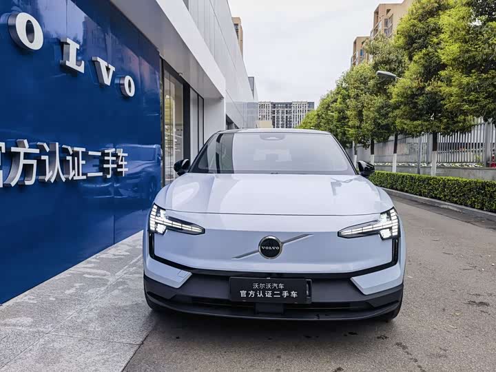 Volvo EX30 2025 2025款 后驱长续航版 Plus