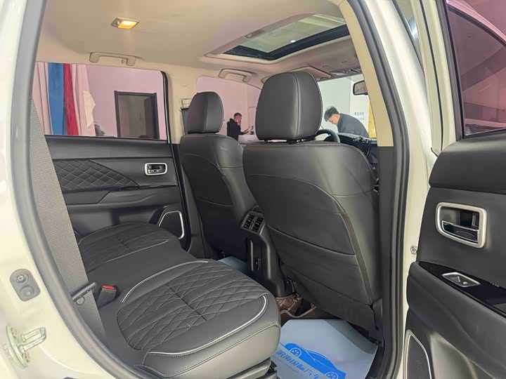 Mitsubishi Outlander 2021 2021款 2.0L 两驱畅享版 5座