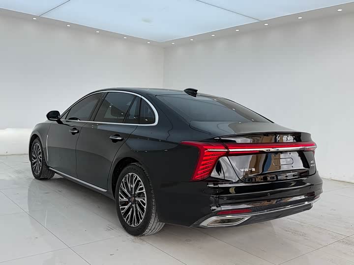 Zdjęcie 8 - Hongqi H5