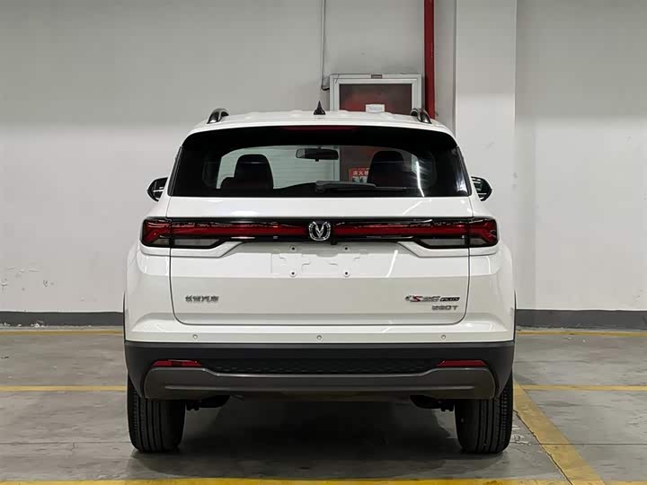Changan CS35 Plus 2023 2023款 畅享版 1.4T DCT豪华型